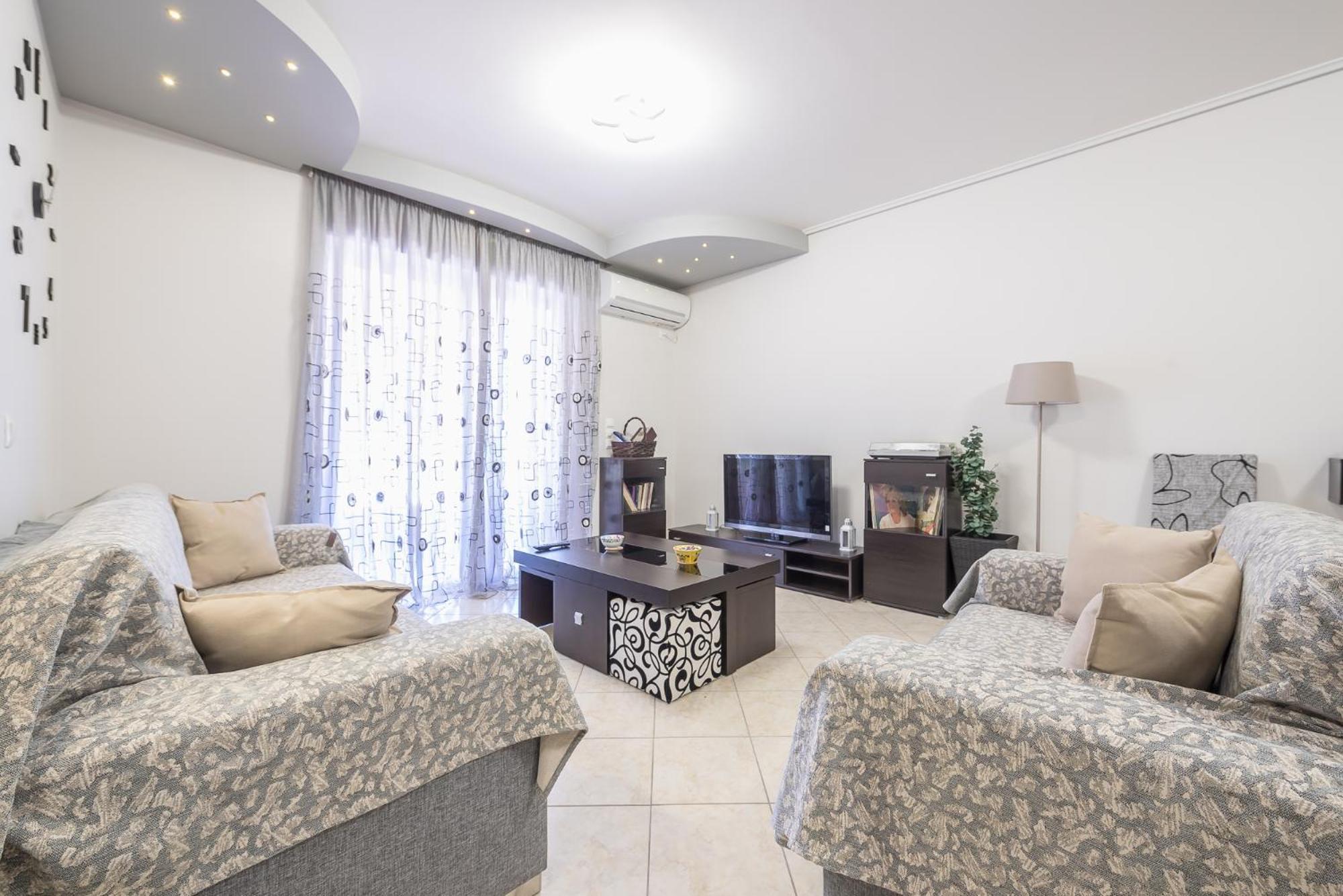 Rigas Apartment In Ilioupoli Athen Exterior foto