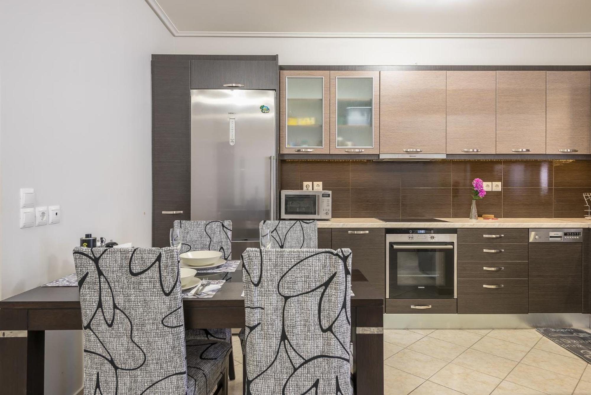 Rigas Apartment In Ilioupoli Athen Exterior foto